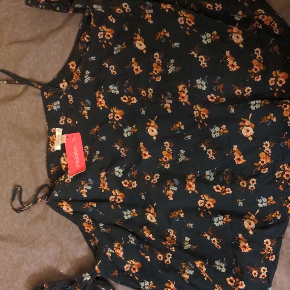 XXL NWT Floral Cold Shoulder Tank Top Plus Size Top - Picture 14 of 17